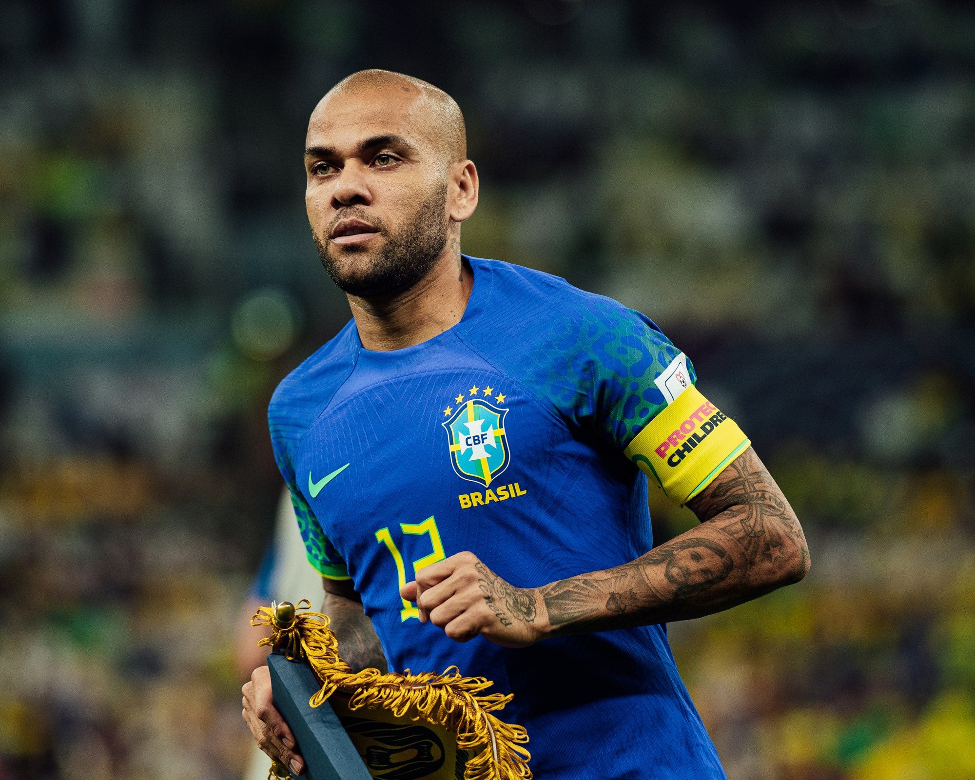 Dani Alves Hero Background